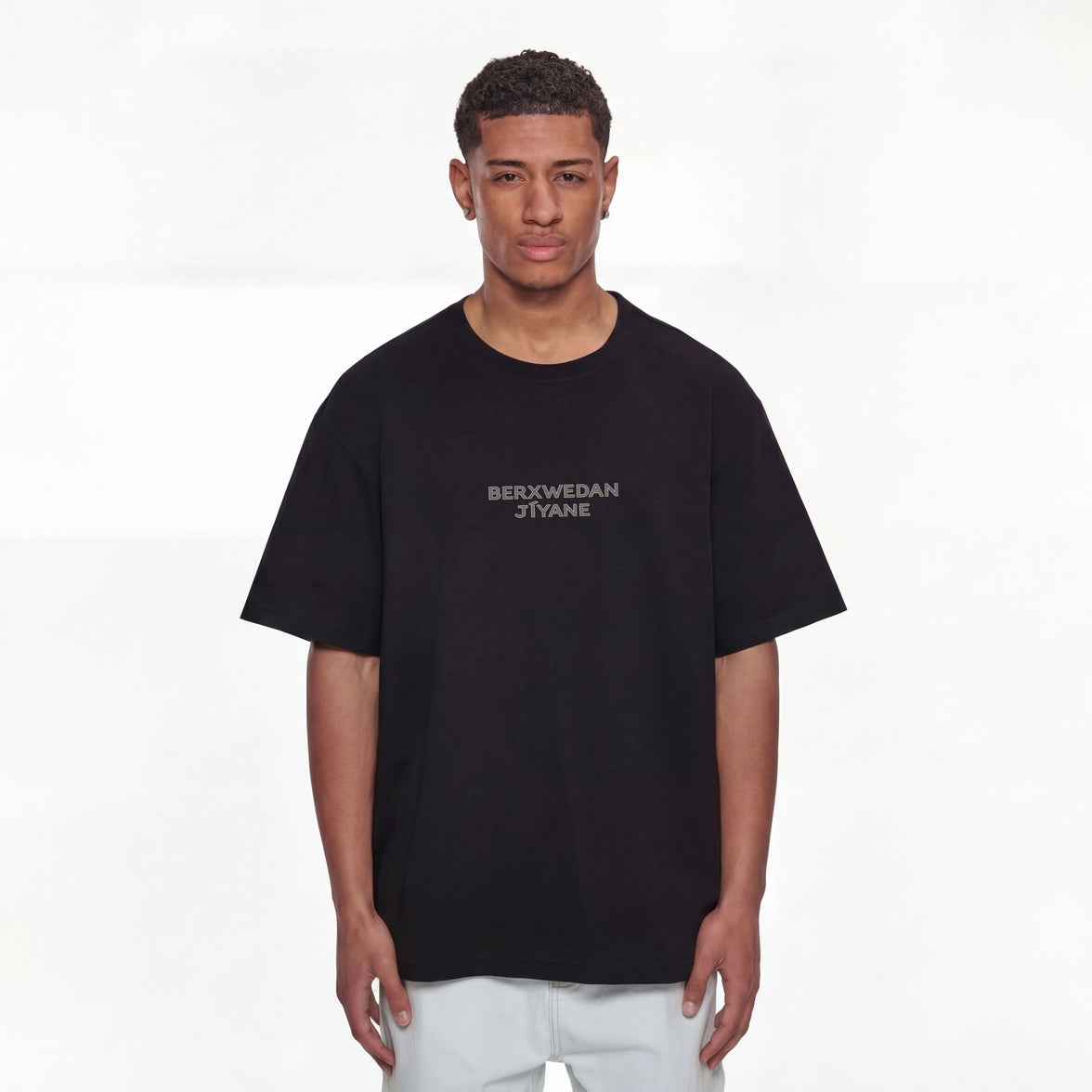 BERXWEDAN JÎYANE OVERSIZED T-SHIRT