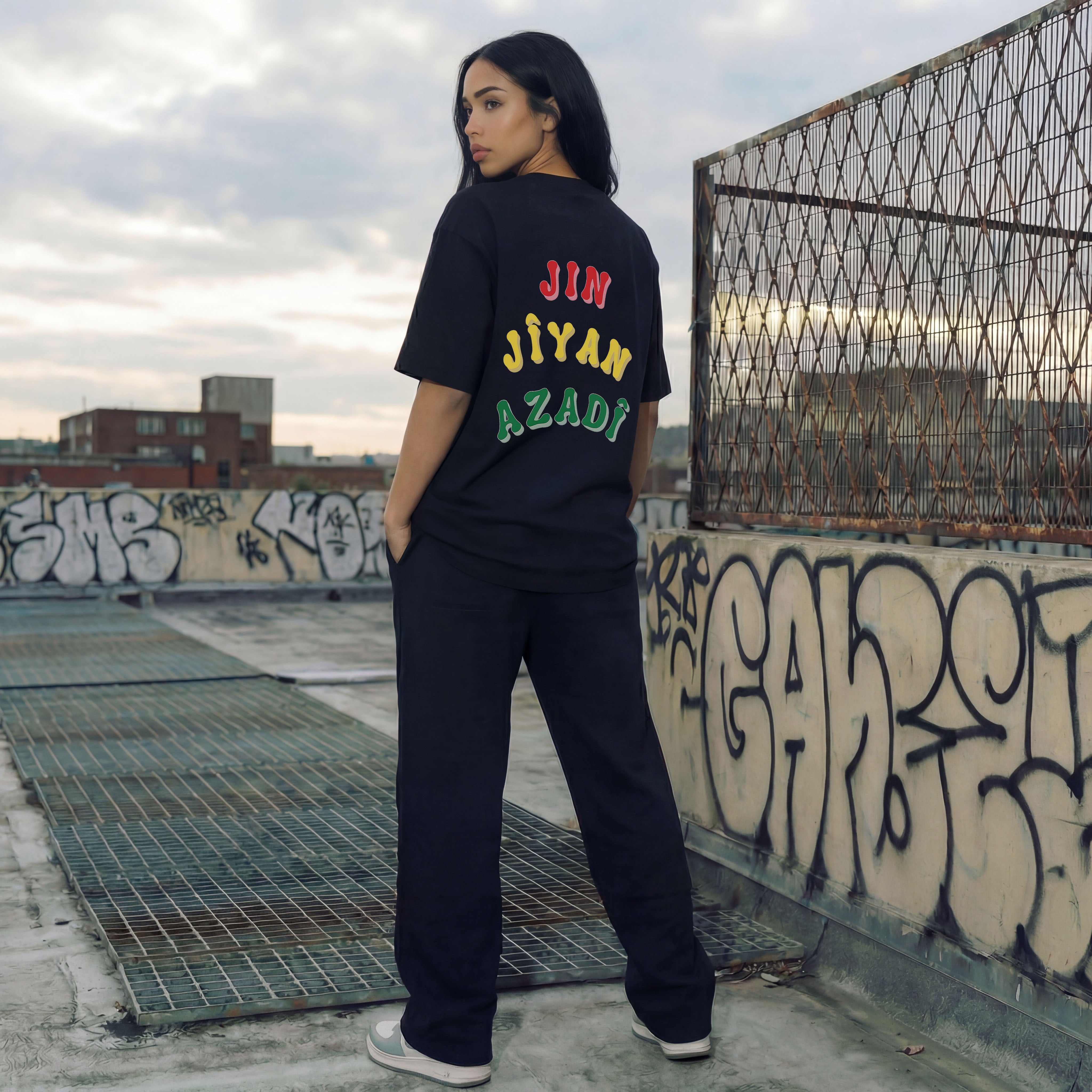 JIN JÎYAN AZADÎ OVERSIZED T-SHIRT