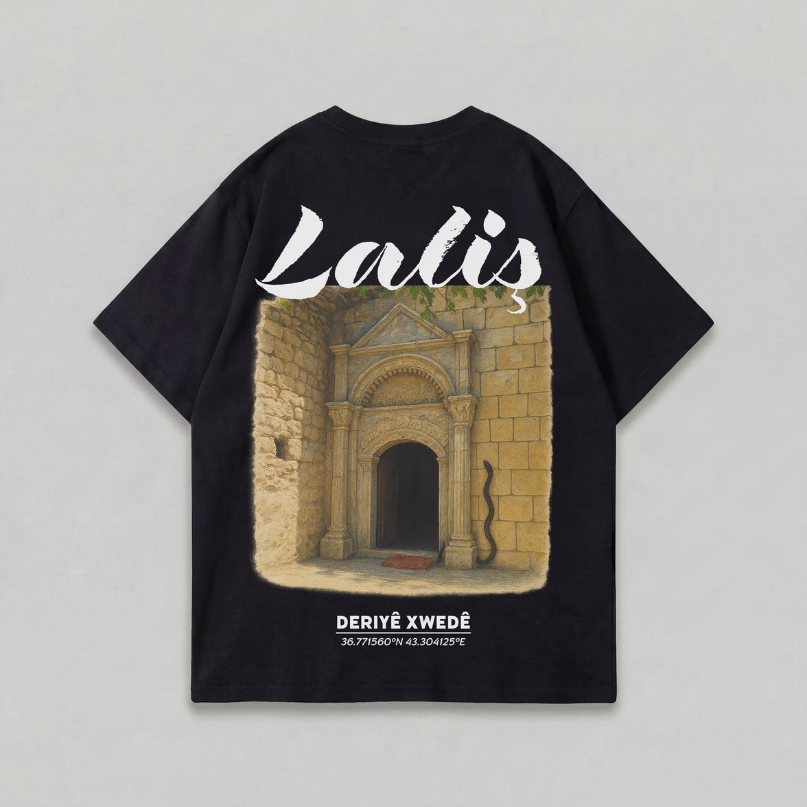 DERIYÊ XWEDÊ OVERSIZED T-SHIRT