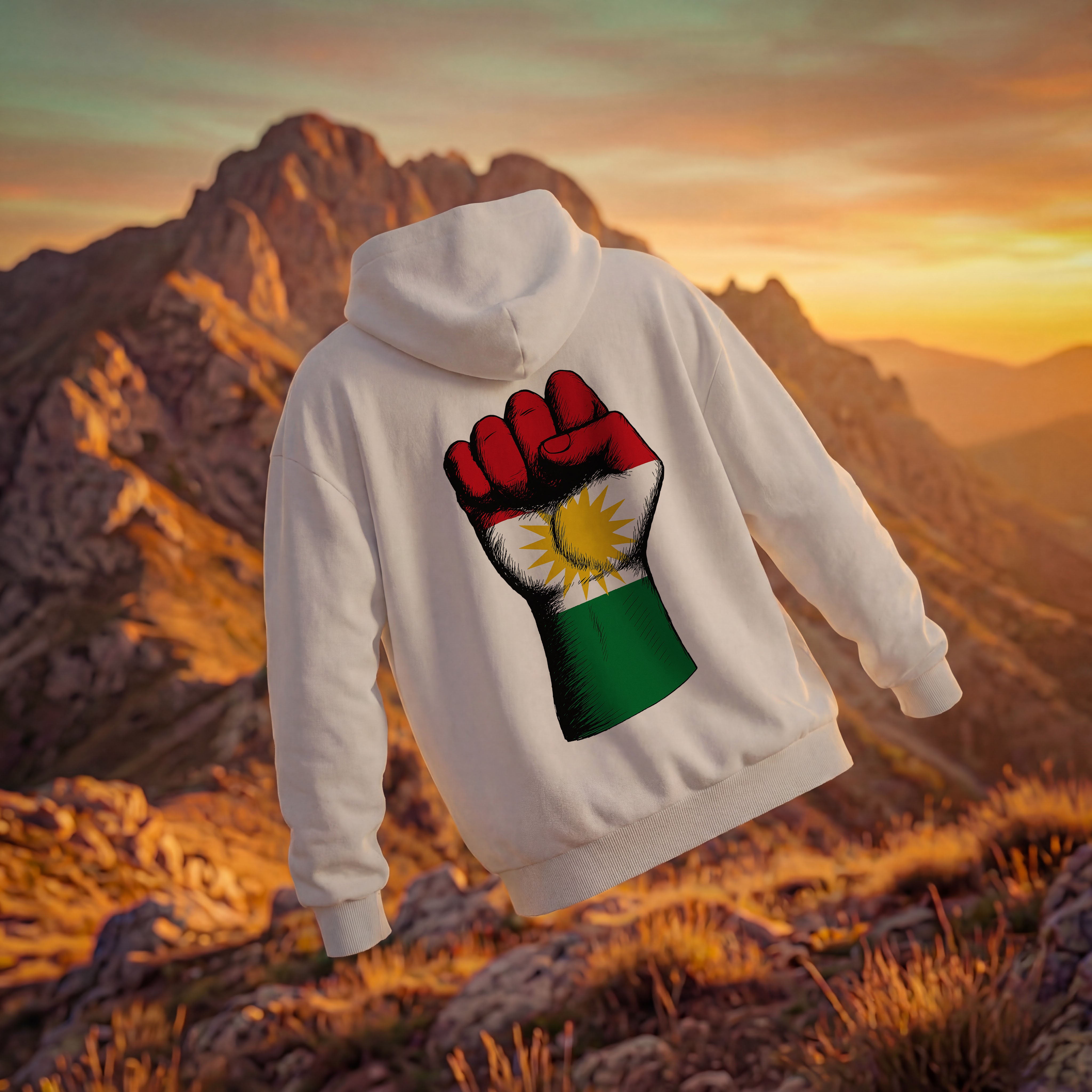 AZADÎ OVERSIZED HOODIE