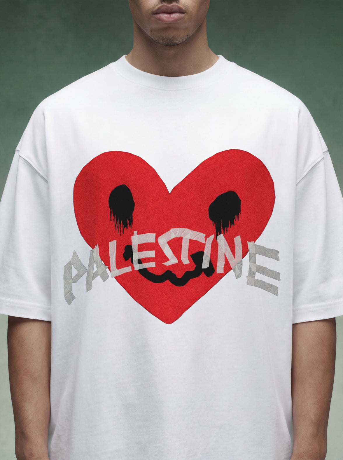 HEART BROKEN OVERSIZED T-SHIRT